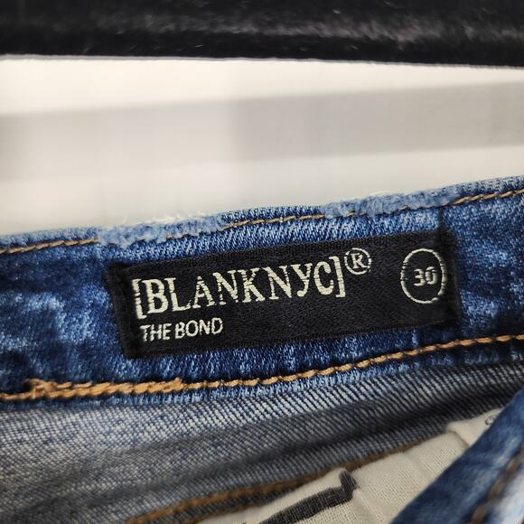 Blank NYC Whisker Striped Cropped Distressed Hem Embroidered Jeans Size 30 - Picture 2 of 5